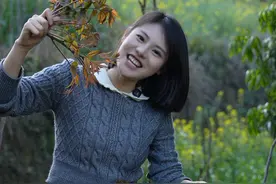 香椿大家都吃过吗，你们说这玩意儿到底是香的还是臭的？#记录真实生活 #我的乡村生活  #乡野春日地图 #尝一口春天的味道 #田野里的清明视频封面