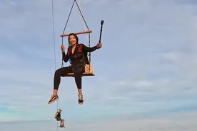 万米高空跳伞 第一视角看意外事故 人生总要跳一次伞 #玩的就是心跳 #高空跳伞 #极限运动 #人生总要跳一次伞 #专业动作请勿模仿视频封面