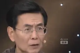 你今天早上梳头了吗？医生提醒：不要因为害怕掉头发就不梳头！梳头是一种很好的头发、头皮保健的方法～（央视频号：央视健康之路）