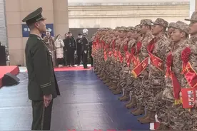 “听党指挥，能打胜仗，作风优良！”湖北200余名新兵奔赴军营，欢送仪式令人热血沸腾！（剪辑：鲲鹏）#新兵#参军入伍#军人视频封面