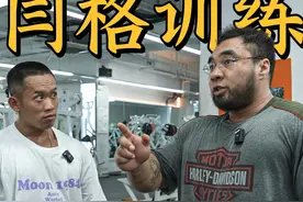 老闫上课你围观，肩部训练教学实录 #健身 #日常训练 #健身vlog #闫首鸣 #changepro