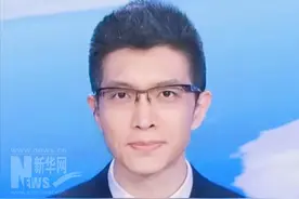 高考临近，愿你提笔高考征战四方，愿你合笔云淡风轻无恙！祝福所有高考生，心之所向，笔锋所至！高考加油，梦想成真！#高考 #高考加油 #朱广权视频封面