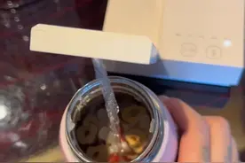 即热卡片饮水机真的太方便了！即热出水，折叠不占地！#即热饮水机  #卓朗即热饮水机  #实用好物  #出门旅行必备  #多喝水视频封面