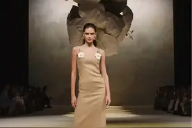 Laura Biagiotti 2025春夏米兰时装周女装发 布会 Laura视频封面