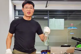 如何徒手拍碎一个啤酒瓶 #寻找时间的真相 #知识前沿派对 #科普 #科学小实验 #一分钟干货教学