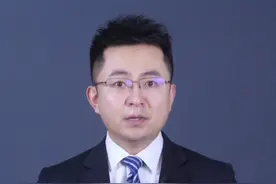 #女子发现男友已婚后报警被强制送精神病院 谁干的？#婚恋平台 #重婚罪的认定标准