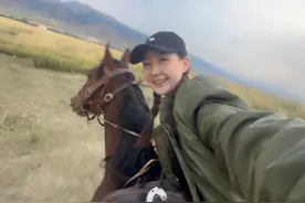 马背上的驰娜尔又回来了！牧区生活并不富裕，但我在爱里长大视频封面