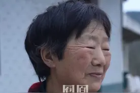 庞麦郎母亲：不识字听不懂他的歌，喜欢《我的滑板鞋》其他不太好听。庞麦郎创作《我的父亲是瓦匠》是因为他父亲去做过瓦，支持他 ：他一个人出远门我担心#庞麦郎 #庞麦郎母亲称不识字听不懂他的歌 #人物视频封面