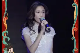 【歌曲《这世界那么多人》】在  娓娓道来的深情演唱中视频封面