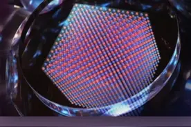 我国科学家首次实现超越经典计算机的超冷原子量子模拟器视频封面