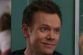 attagirl attaboy也挺好玩 这几个句子可以是一个意思
atta girl
that a girl
that's a girl
that's the girl
that's my girl
都是用来鼓励或赞美的，男版的叫 attaboy，相当于咱们说的好样的，干得好，真乖。跟长辈慎用。

#英语口语 #attaboy #attagirl