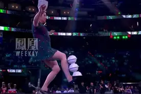 “中国杂技大妈”牛蓉，NBA全明星新秀赛中场秀演绝活，效力NBA超30年。视频封面