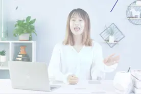 电脑上的截屏快捷键
方法一：全屏截图，在键盘上按下Print