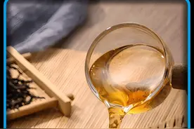 长期佩戴银手镯，为什么它会变黑呢？真能吸出体内的毒素吗？ （1