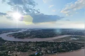 成都平原区域中心城市，乐山。经济排名第8位，交通发达视频封面