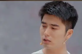 #刘奕畅获得红卡  @刘奕畅  凭借无声表演获得监制认可#无限超越班视频封面