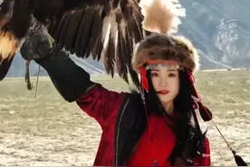 #浙江95后女孩辞职做非遗博主②  一个月学习柯尔克孜族驯鹰技艺，“骑马驾鹰看着酷很难驾驭。” #美丽浙江人世间视频封面