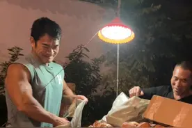 61岁大叔旅游赚钱两不误，放下欲望的负担，享受心灵的自由，或许才是人生的意义！#正能量#日常vlog #李维刚视频封面