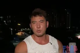 网红健身达人华哥千里驰援榕江 带着两货车物资 驱车25个小时赶到。 “希望榕江的居民和村超赶紧振作起来” 
来源：@PT健身华哥