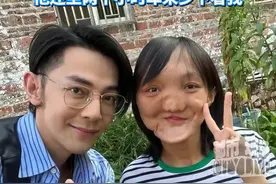 女子因病毁容曾多次想放弃，最低谷时期获汪东城安慰 鼓励：“他还坐两个小时车来乡下看我”#汪东城 #骨纤维异常增殖症 #暖心瞬间视频封面