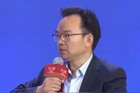 对外经济贸易大学中国WTO研究院院长屠新泉：中美“双核驱动” 对世界经济更加有利视频封面