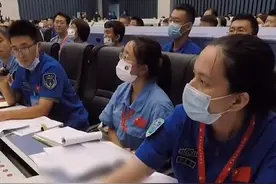 此次”问天“按点火的“金手指”，是文昌发射场第一位按下“点火”按钮的女航天人。视频封面