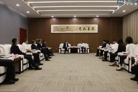 中铁十局总经理李海峰在济南起步区开展商务活动视频封面