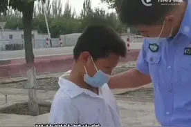 新疆温宿县。小学生丢失暑假作业，民警迅速帮找回，孩子内心：听我说谢谢你……#暑假作业做完了吗  #开学 #新疆dou知道 视频封面