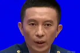 9月3日阅兵由徒步方队、装备方队和空中梯队组成，所有参阅装备均为国产现役主战装备。