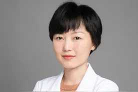 开学前近视防控，记得做好这3件事 #近视眼 #预防近视 #爱眼护眼预防近视   #医疗创作者培优计划 #硬核健康科普行动视频封面