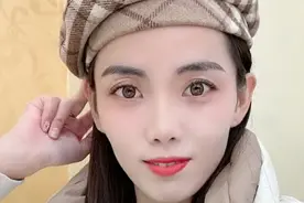 一块小布头做了个贝雷帽，恁说俺能不能？ #缝纫日常视频封面