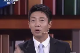 来挑战吧～如果不用手机搜索，你现在还可以背出#化学 元素周期表的1到多少号元素？#开讲啦视频封面