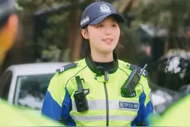#杭州交警骑警姑娘们收获省级表彰 #女神节快乐  “既然选择了这份职业，我们定会克服所有困难！”#杭州dou知道 #女骑警 #女性力量视频封面
