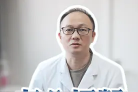 老公打呼噜怎么办？一个小妙招轻松缓解 #打呼噜 #老公打呼噜 #睡不着 #鼾症专家樊可成 #徐州矿务集团总医院视频封面