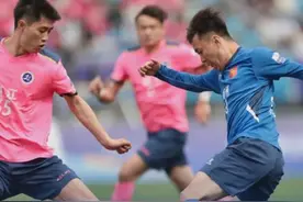 朱广权谈苏超火爆出圈：看似戏谑的互动是各城市最生动的名片，不是不要友情，是点燃了竞技热情。#苏超联赛爆火 #朱广权 #江苏十三太保 #比赛第一友谊第十四