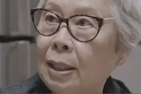 #夜读人生  孙曼丽：“很多事情你得有自己的看法，才能够支持他的看法。”婚姻就像照镜子，能把对方和自己的优点缺点都照清楚。心理强大很重要：别总想着改变对方，要能包容缺点，也别委屈丢掉自己。 两个人看清了彼此，才能互相支持，一起把日子过好。#孙曼丽  #许倬云  #婚姻