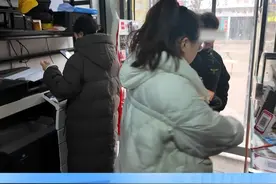 触目惊心！中学小卖部，槟榔成学生"零食"！ 
 “致癌物”你家孩子可能正在买！ 
 市监要求商家限期整改 #槟榔