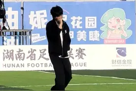 彩排路透！披荆斩棘的哥哥“野生球场”开嗓，今晚湘超赛场见！#湘超  #披荆斩棘空降加盟湘超  #湘超是懂摇人的  #风风火火战湘超  #湘超永州vs湘西