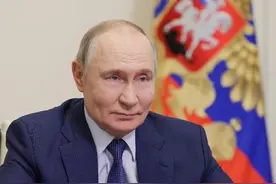 俄对乌发动“最大规模空袭” #普京  突然宣布连续三年削减#国防开支  #特朗普  高调回应普京“示好” #俄乌冲突  临近最后时刻？