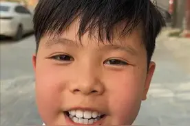 今天做了爸爸爱吃的水煮牛肉，可惜爸爸感冒了 #记录生活 #单亲家庭 #抖音精选 #叫我浩子呀视频封面