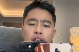 脸垮双下巴就去练背，坚持一段时间你会来谢我的！#居家锻炼 #健身 #开肩美背 #弹力带健身 #少女背