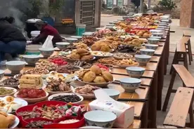 女方亲戚第一次上门，正餐前男方准备了一桌茶点待客#客家视频封面