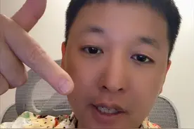 后续来了，买机械拳套破风被骗8000没想到竟然有反转！ #机械拳套破风   #和平精英地铁逃生  #传世武器骗局