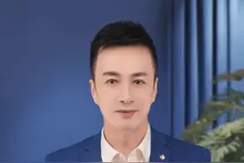 捡废品老奶奶口吐鲜血，最后结局很暖心#人间温暖  #传递正能量  #感人视频封面