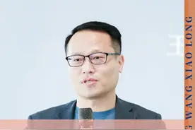 吸引众多大咖报名，龙哥的共创营究竟有何魅力#底层逻辑 #提升认知#餐饮创业 #趋势判断 #投资人日常视频封面