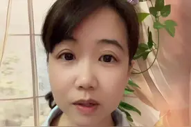 梁靖崑携妻赴云南补办婚礼