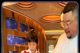 全红婵澳门之旅太好玩了，亲自动手炒菜，主打一个真实不做作#全红婵 #冠军 #全红婵太牛了 #团宠视频封面