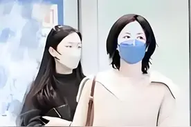 明明怀胎十月，就被医生建议终止妊娠，王菲为何还要坚持生下兔唇的李嫣#王菲  #李嫣  #星二代 #内容启发搜索 #娱乐评论大赏视频封面