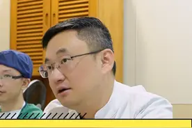 冠心病前降支病变弥漫很严重如何治疗？ #心脏病 #冠心病 #医学科普 #前降支 #心外刘俊医生视频封面