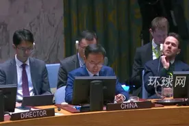 耿爽大使：加沙儿童在家人面前死去的场景、因营养不良骨瘦如柴的画面，令人心碎！绝不能再继续下去！视频封面